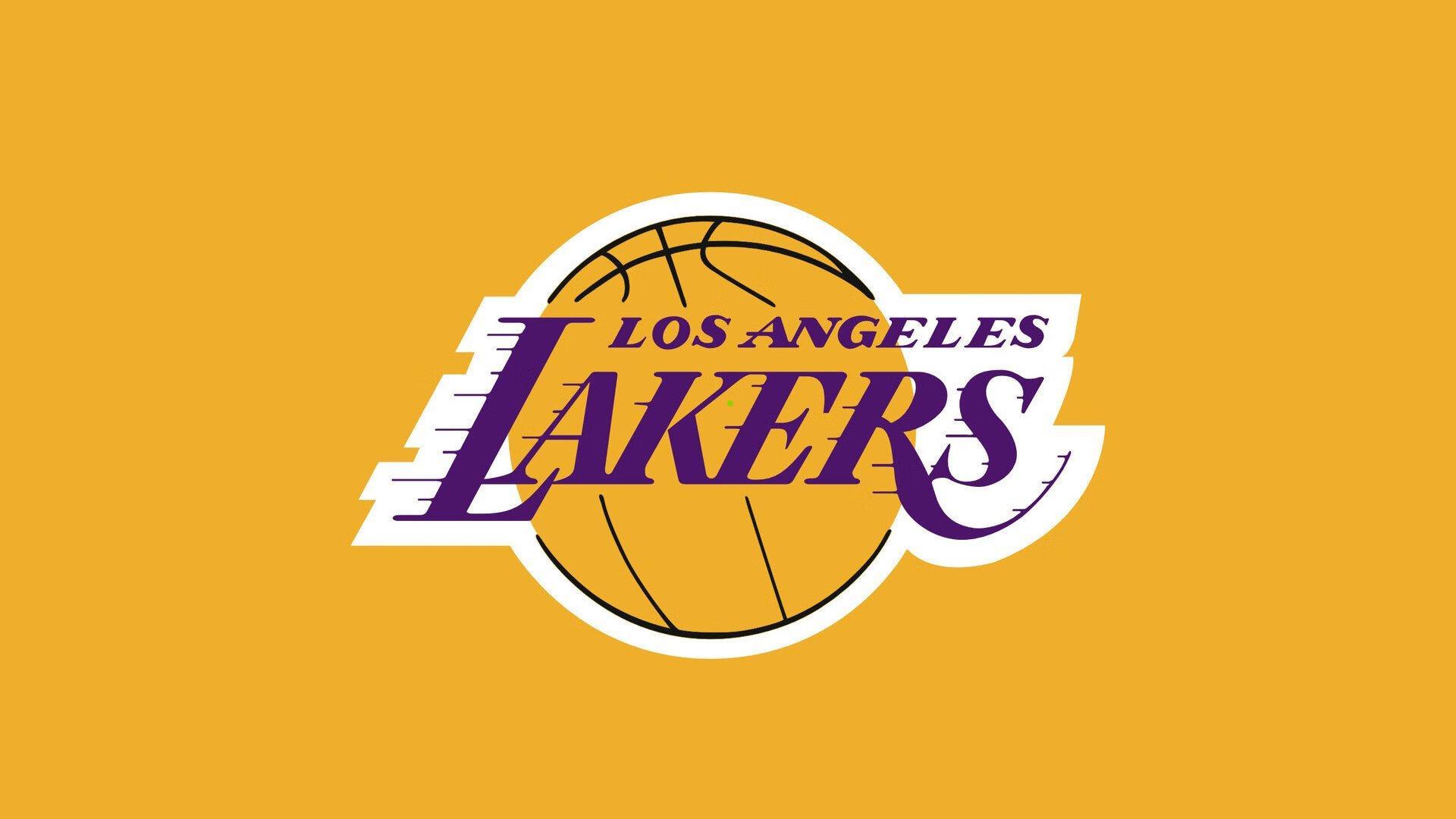 爵士队社交媒体展示球员周五入场时尚风潮 配套套装凸显团队凝聚力